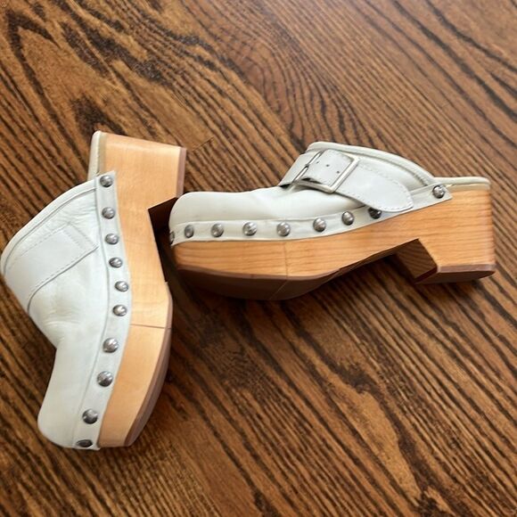Free People Shoes Culver City Clog  Size 38 color: cloud (off white blue hue) - Picture 4 of 6